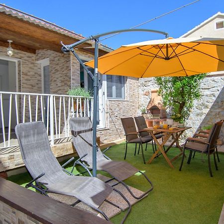 Apartman Dana Kastelir-Labinci Экстерьер фото